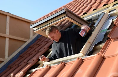 Pose de fenêtres de toit Velux à Jonchères